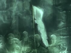 File:LOTR-ENV3S021.0 portrait.jpg