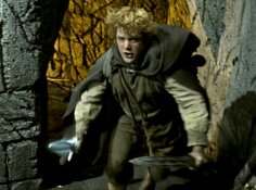 File:LOTR-ENV3S109.0 portrait.jpg