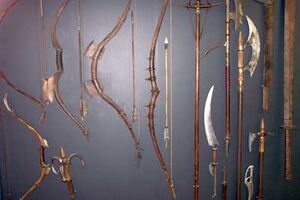 decipher.com-images-contentimages-article lotr wetacorweapons.jpg